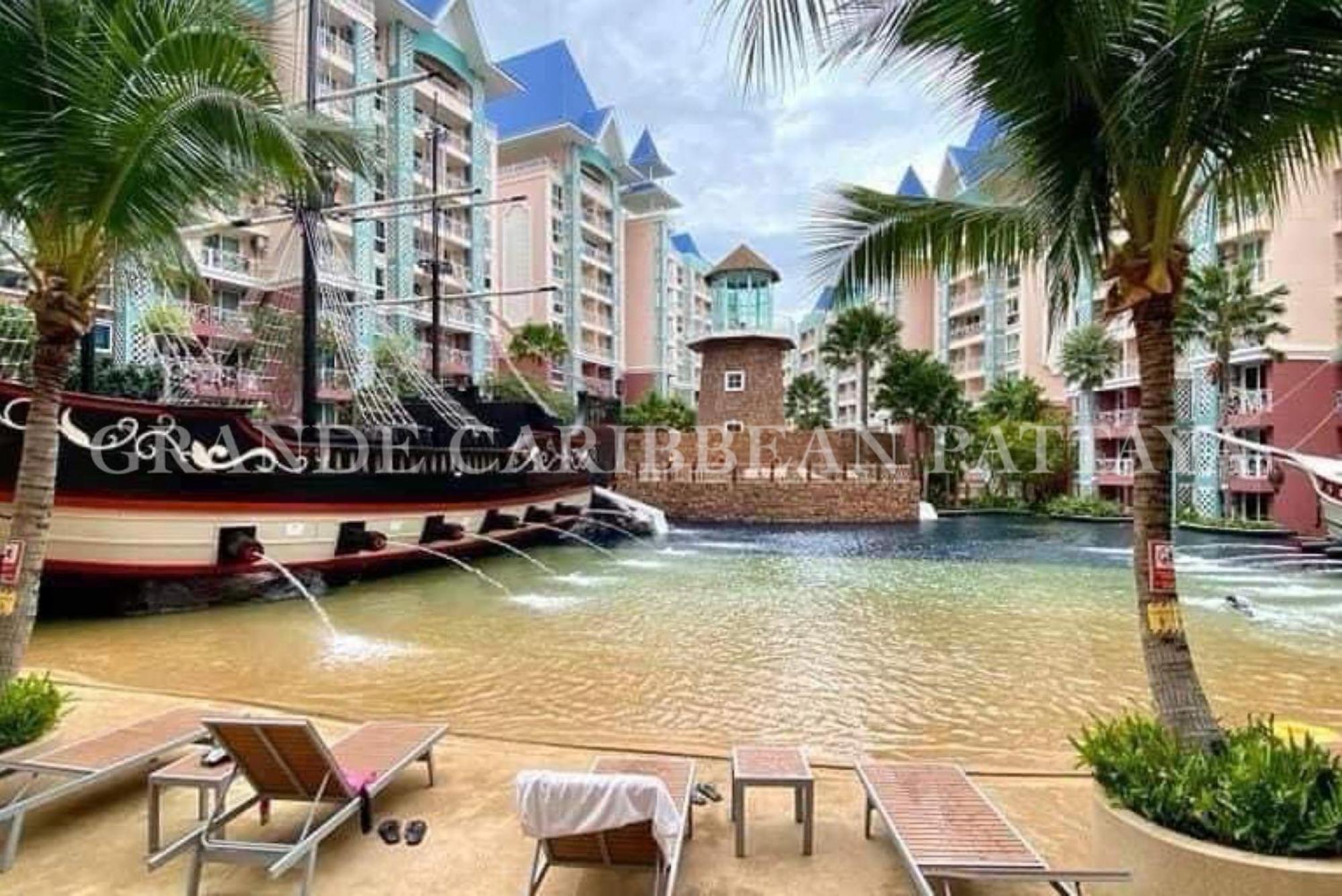 Hotel Grande Caribbean Pattaya Esterno foto