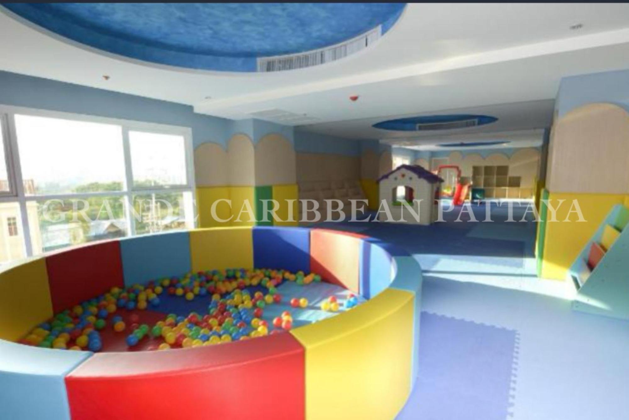 Hotel Grande Caribbean Pattaya Esterno foto