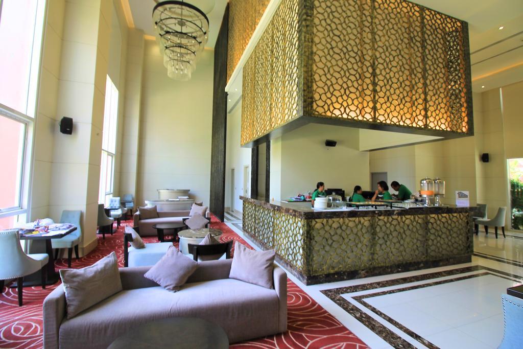 Hotel Grande Caribbean Pattaya Esterno foto